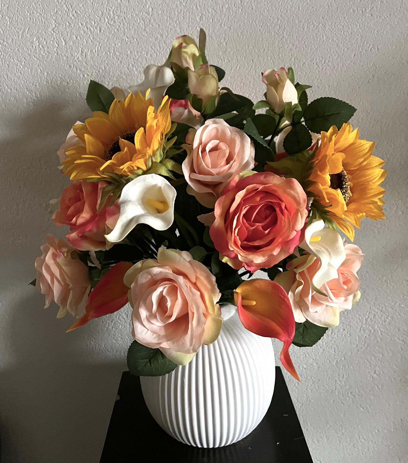 Bloemstuk Sunflower Glow rose
