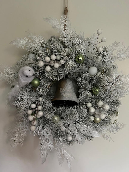 Kerstkrans Snowberry Charm
